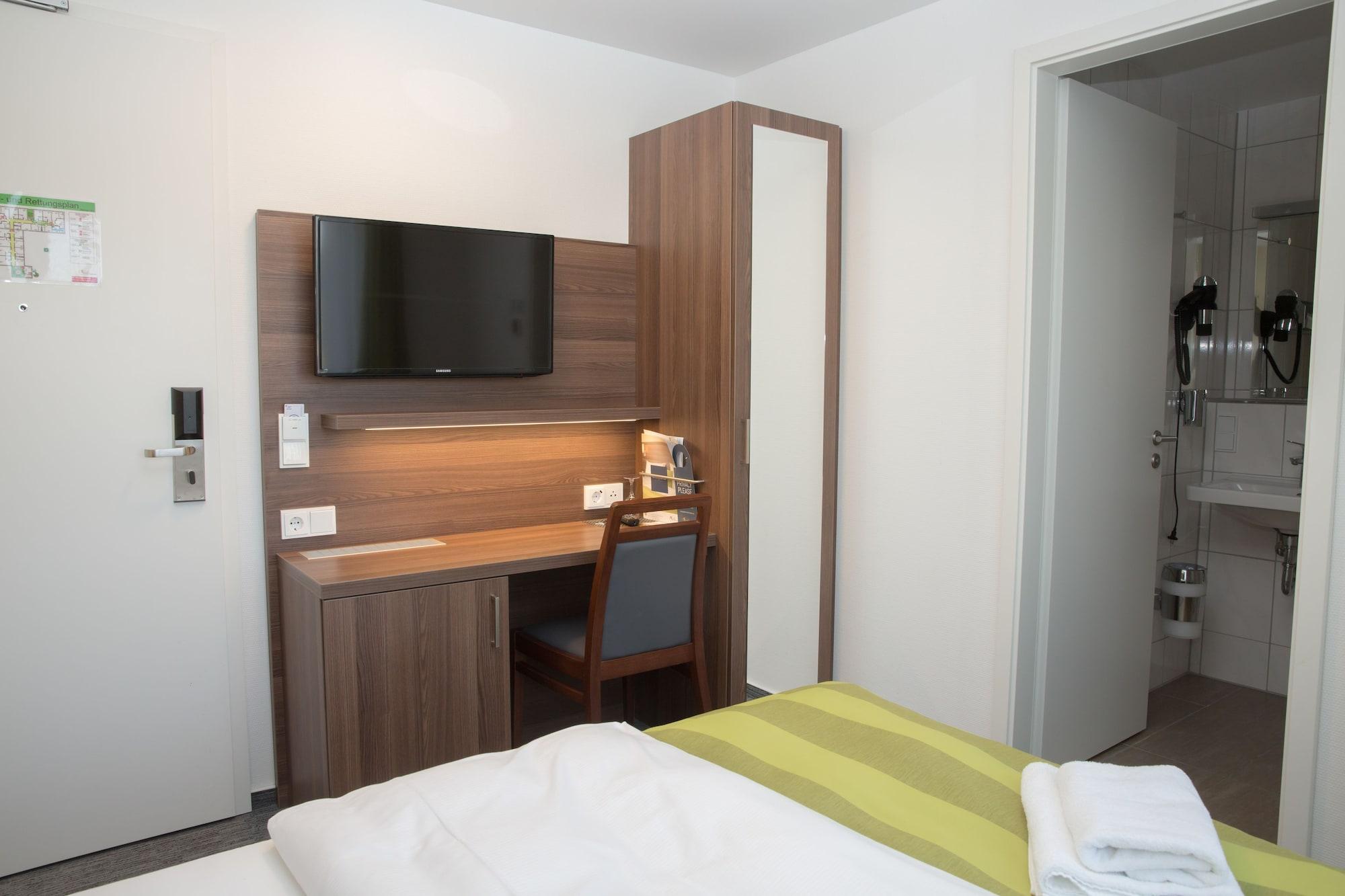 Goethe Hotel Messe By Trip Inn Frankfurt pe Main Exterior foto