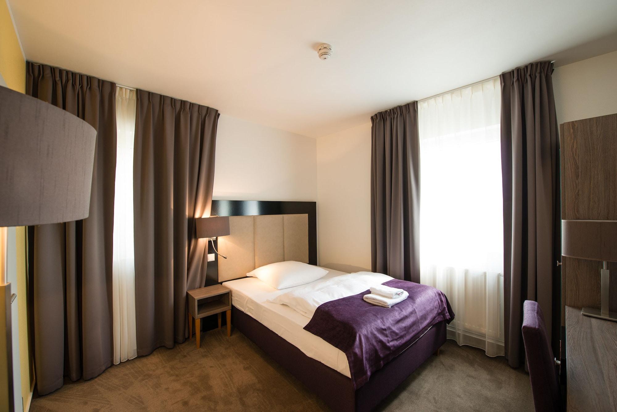 Goethe Hotel Messe By Trip Inn Frankfurt pe Main Exterior foto