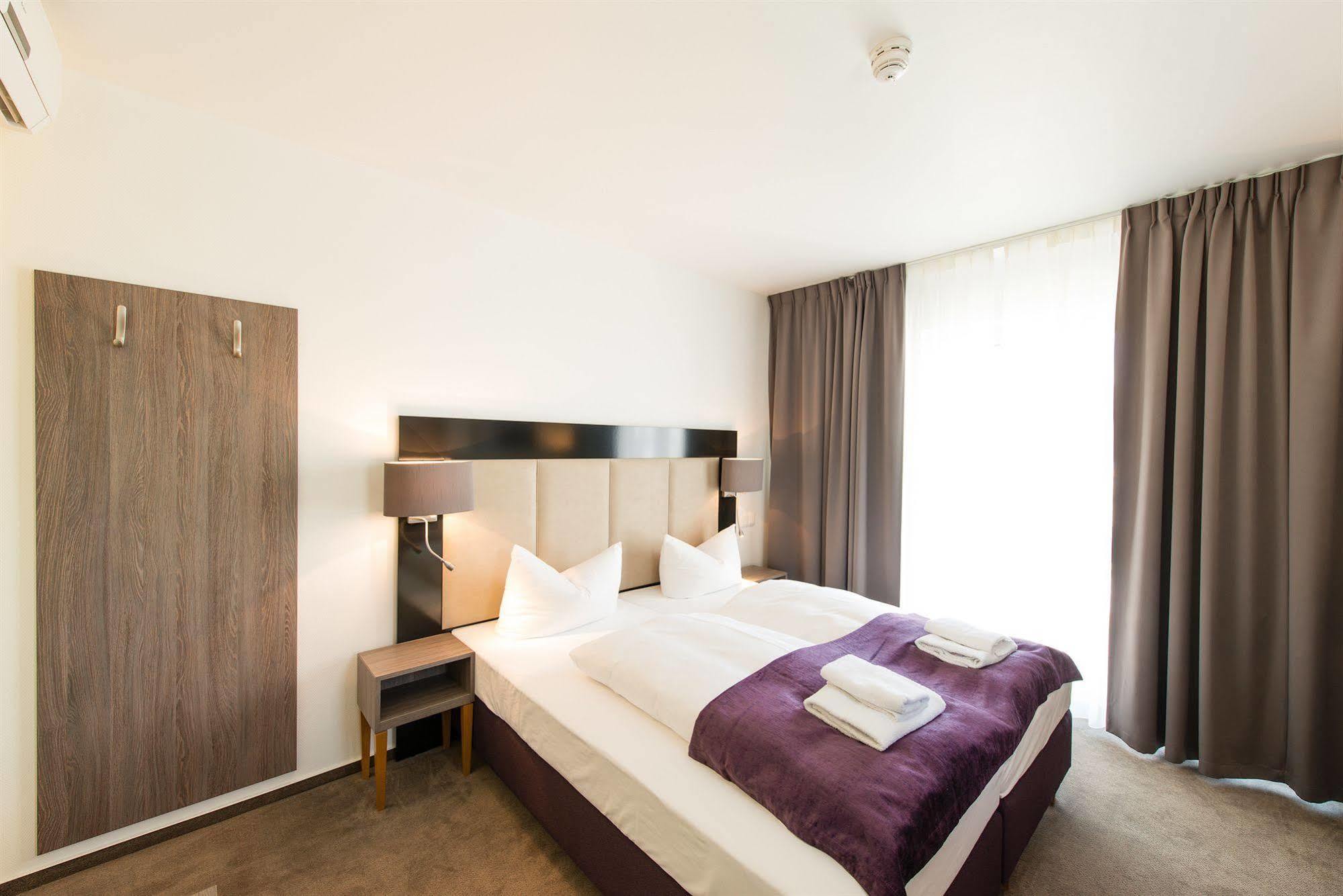 Goethe Hotel Messe By Trip Inn Frankfurt pe Main Exterior foto